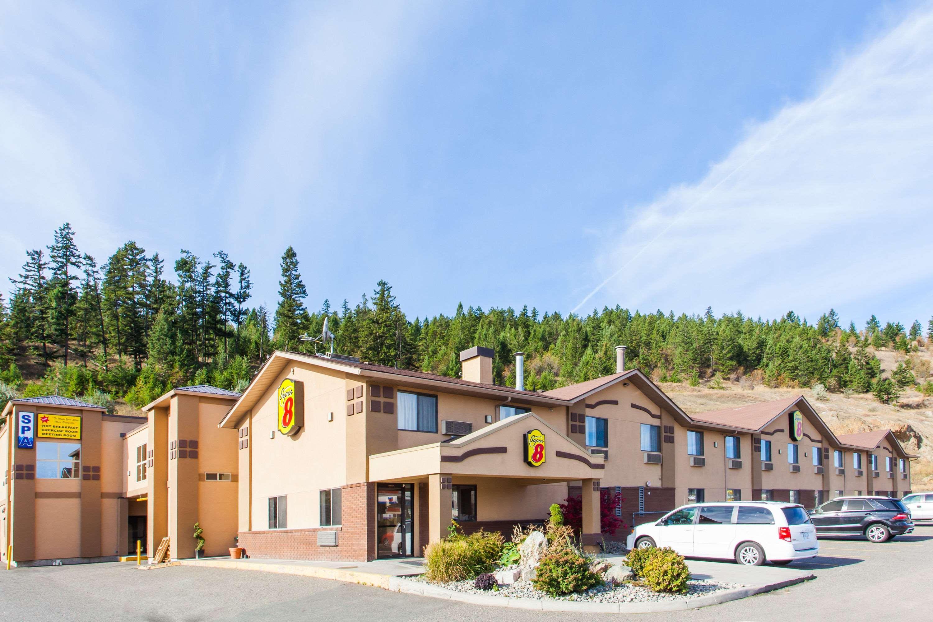 Hotel Super 8 By Wyndham On The Hill 2*