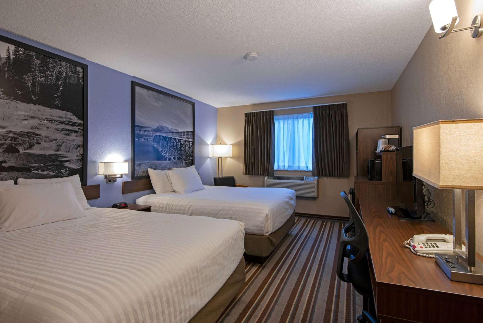 Hotel Super 8 By Wyndham On The Hill 2*